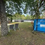 Au Calme Avec Piscine, Grand Jardin Et Independant أنديرنو لي بان
