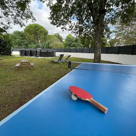 Villa Au Calme Avec Piscine, Grand Jardin Et Independant *